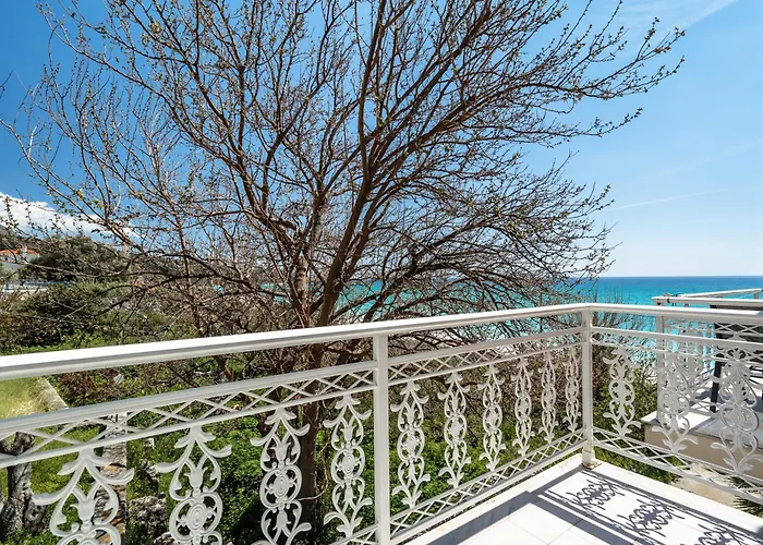 Angela Partial Sea View 9 Casa de hóspedes