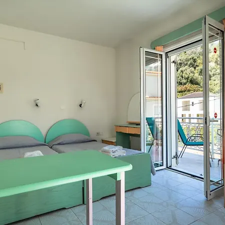 Angela Partial Sea View 9